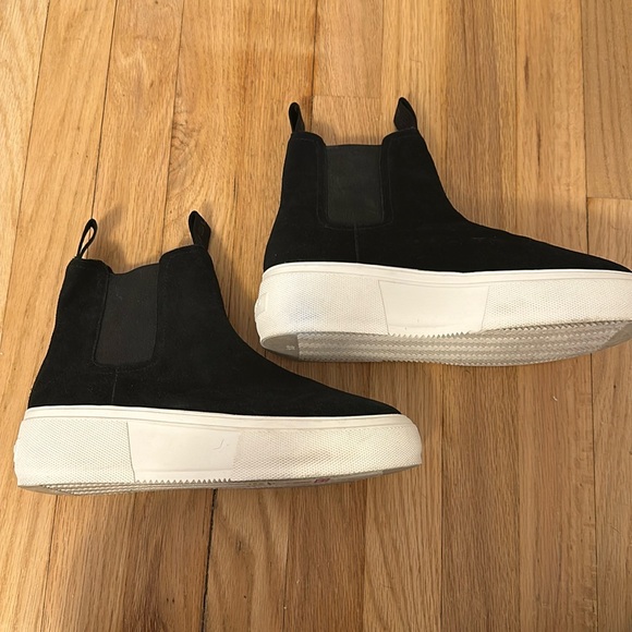 J/Slides Cora Platform Chelsea sneakers pull on Leather High Top size 8.5 - Picture 2 of 9